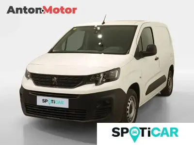 Usado Peugeot Partner Premium 128 CV (94 kW) 2020 Blanco Monovolumen