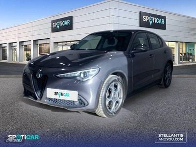 Usado Alfa Romeo Stelvio Sprint 190 CV (139 kW) 2020 Gris SUV