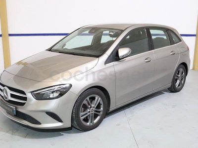 Usado Mercedes B200 163 CV (119 kW) 2020 Gris / plata Monovolumen