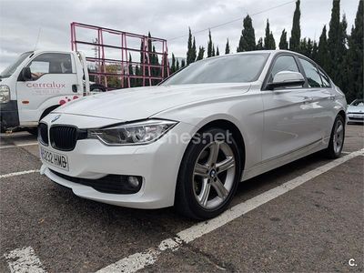 Usado BMW 318 Luxury Line 143 CV (105 kW) 2012 Blanco Berlina