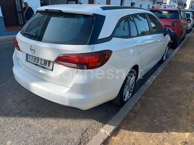 Blanco Usado 2021 Opel Astra Edition Familiar | 12.900 € (Precio justo)