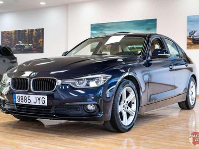 Usado BMW 318 Comfort Edition 150 CV (110 kW) 2017 Azul Berlina