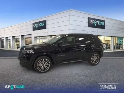 Usado Jeep Compass Summit 131 CV (96 kW) 2025 Negro SUV