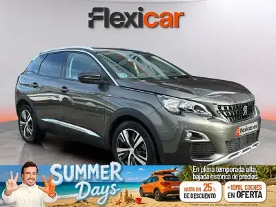 Usado Peugeot 3008 Allure 130 CV (95 kW) 2019 Gris / plata SUV