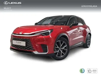Usado Lexus LBX 136 CV (100 kW) 2024 Rojo SUV