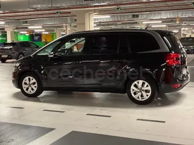 Usado Citroën Grand C4 Picasso Feel 130 CV (95 kW) 2015 Negro Monovolumen