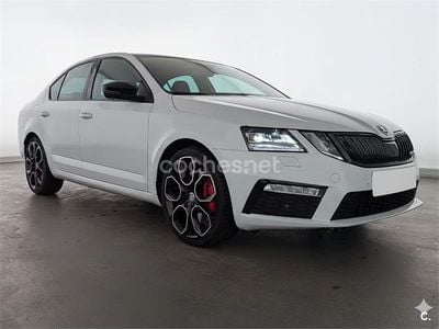 Usado Skoda Octavia RS 245 CV (180 kW) 2018 Blanco Berlina