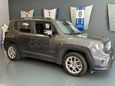 Usado Jeep Renegade Longitude 120 CV (88 kW) 2018 Gris / plata SUV