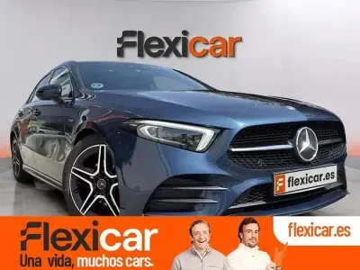 Usado Mercedes A200 150 CV (110 kW) 2021 Azul Berlina