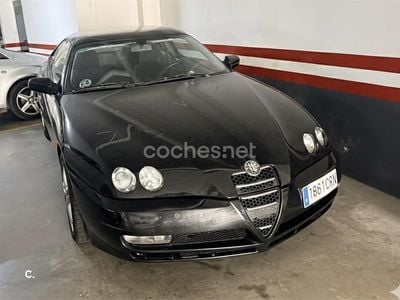 Usado Alfa Romeo GTV 165 CV (121 kW) 2004 Negro Coupe