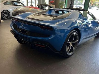 Azul Nuevo 2025 Ferrari 296 Coupe | 395.000 €