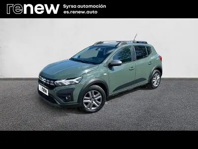 Usado Dacia Sandero Expression 91 CV (66 kW) 2023 Verde Berlina