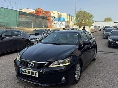 Usado Lexus CT200h 136 CV (100 kW) 2011 Negro Utilitario