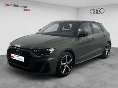 Usado Audi A1 Sportback Black Edition 116 CV (85 kW) 2025 Gris Utilitario