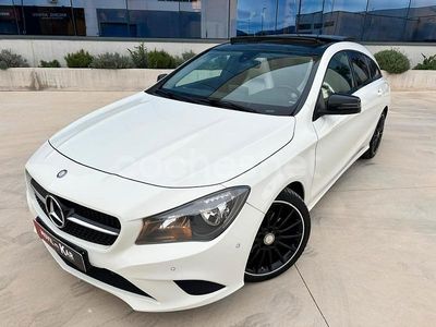 Blanco Usado 2016 Mercedes CLA200 Shooting Brake Urban Familiar | 13.990 € (Super precio)