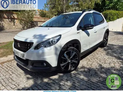 Usado Peugeot 2008 GT-line 131 CV (96 kW) 2016 Blanco SUV