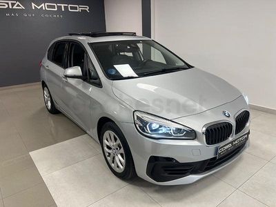 Gris / plata Usado 2022 BMW 225 Active Tourer Monovolumen | 18.700 € (Super precio)