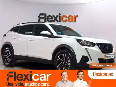Usado Peugeot 2008 Active 110 CV (80 kW) 2021 Blanco SUV