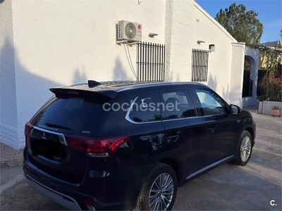 Mitsubishi Outlander P-HEV