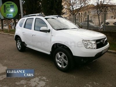 Usado Dacia Duster Lauréate 105 CV (77 kW) 2012 Blanco SUV
