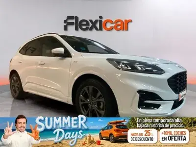 Usado Ford Kuga ST-Line 150 CV (110 kW) 2022 Blanco SUV