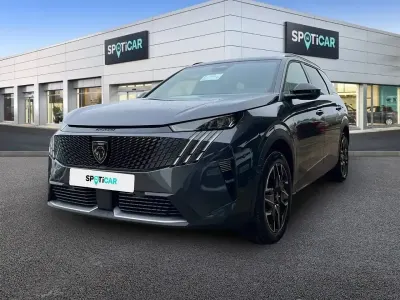 Usado Peugeot 5008 Allure 136 HP (100 kW) 2025 Cinzento SUV