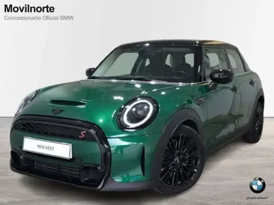 Käytetty Mini Cooper S 178 HP (130 kW) 2022 Vihreä Viistoperä