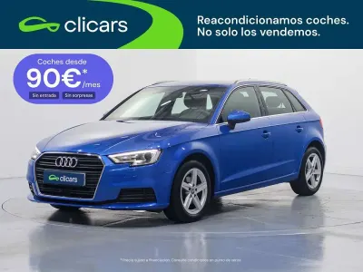 Usado Audi A3 Sportback 116 CV (85 kW) 2019 Azul Utilitario