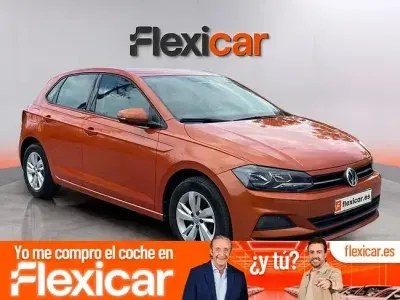 Usado VW Polo Advance 95 CV (69 kW) 2018 Naranja Utilitario