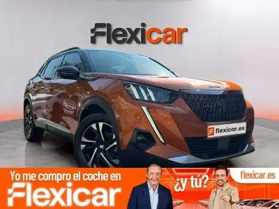 Usado Peugeot 2008 Allure 130 CV (95 kW) 2020 Naranja SUV