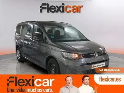 Usado VW Caddy Maxi 122 CV (89 kW) 2024 Gris / plata Monovolumen
