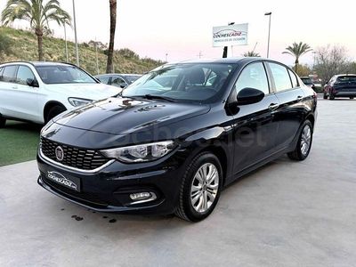 Usado Fiat Tipo Easy 95 CV (69 kW) 2017 Negro Berlina