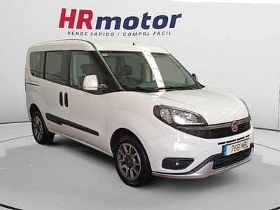 Blanco Usado 2022 Fiat Doblò Trekking Monovolumen | 17.900 € (Precio justo)