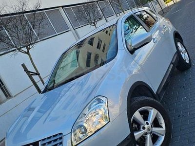 Usado Nissan Qashqai Acenta 115 CV (84 kW) 2009 Gris / plata SUV
