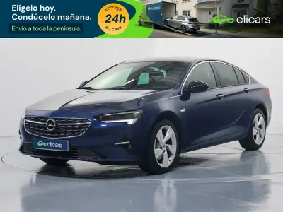 Usado Opel Insignia GS Line 200 CV (147 kW) 2021 Azul Berlina