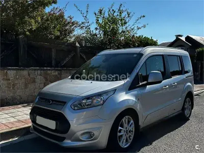 Usado Ford Tourneo Connect Titanium 120 CV (88 kW) 2016 Gris / plata Monovolumen