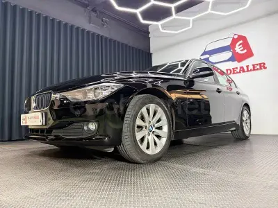 Usado BMW 316 Comfort Edition 116 CV (85 kW) 2015 Negro Berlina