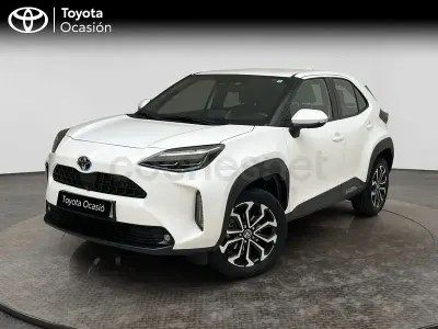 Usado Toyota Yaris Cross Active 116 CV (85 kW) 2022 Blanco SUV