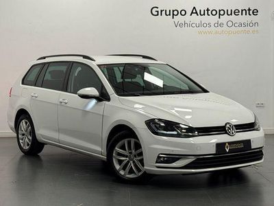 Usado VW Golf VII Advance 115 CV (84 kW) 2020 Blanco Familiar