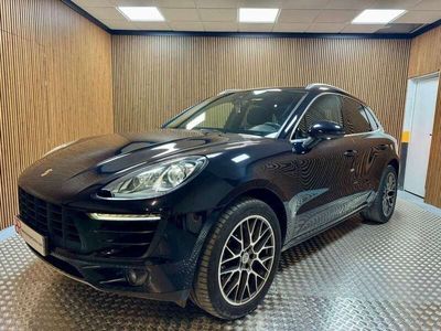 Negro Usado 2015 Porsche Macan S SUV | 35.900 € (Precio justo)