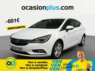 Usado Opel Astra Business 110 CV (80 kW) 2018 Blanco
