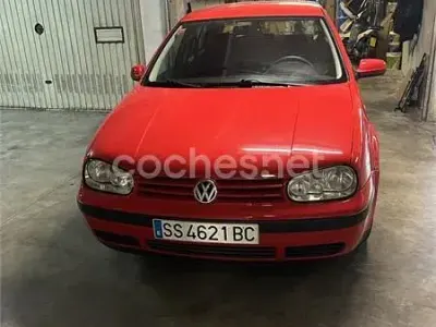 Usado VW Golf III Conceptline 75 CV (55 kW) 1998 Rojo Berlina