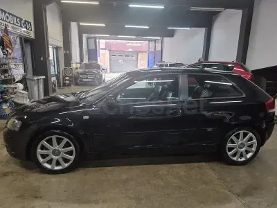 Usado Audi A3 Ambiente 140 CV (102 kW) 2007 Negro Utilitario