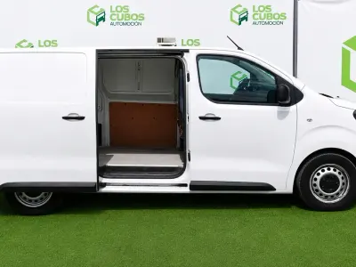 Usado Peugeot Expert Premium 115 CV (84 kW) 2018 Blanco Van