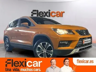 Usado Seat Ateca 4Drive 150 CV (110 kW) 2018 Naranja SUV