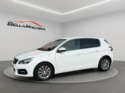 Occasion Peugeot 308 Allure 130 ch (95 kW) 2021 Blanc Berline