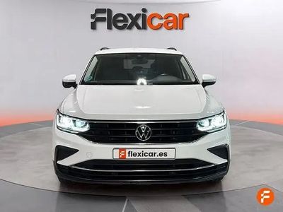 Używany VW Tiguan Life 150 KM (110 kW) 2022 Niebieski SUV