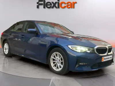 Usado BMW 318 150 CV (110 kW) 2022 Azul Berlina