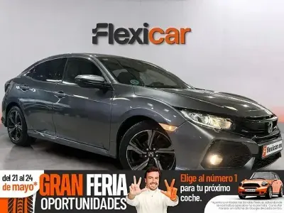 Usado Honda Civic Comfort 129 CV (94 kW) 2019 Gris
