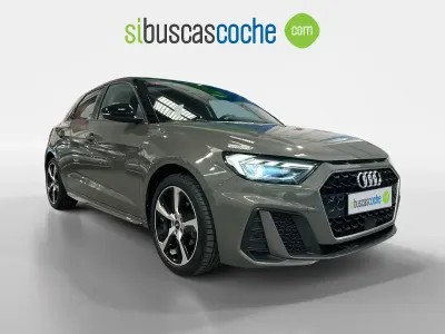 Usado Seat Leon Style 115 CV (84 kW) 2022 Blanco